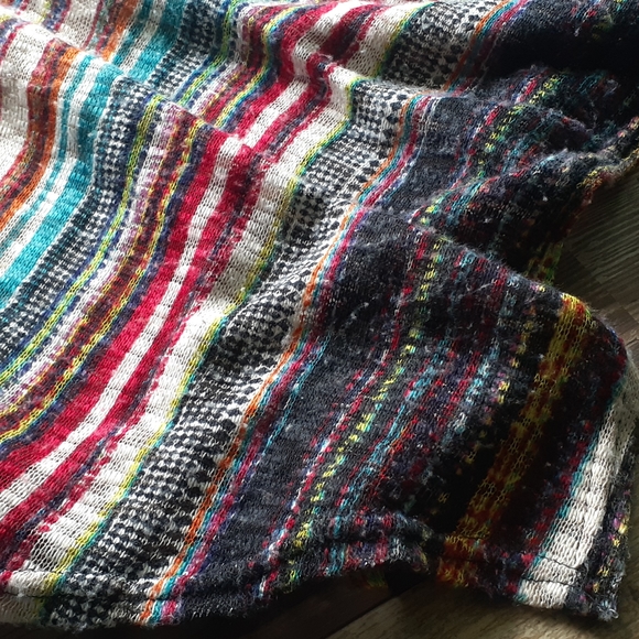 $5 IN BUNLDE New Direction Boho Tunic - Picture 3 of 3